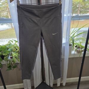 Nike Gray Cropped Leggings